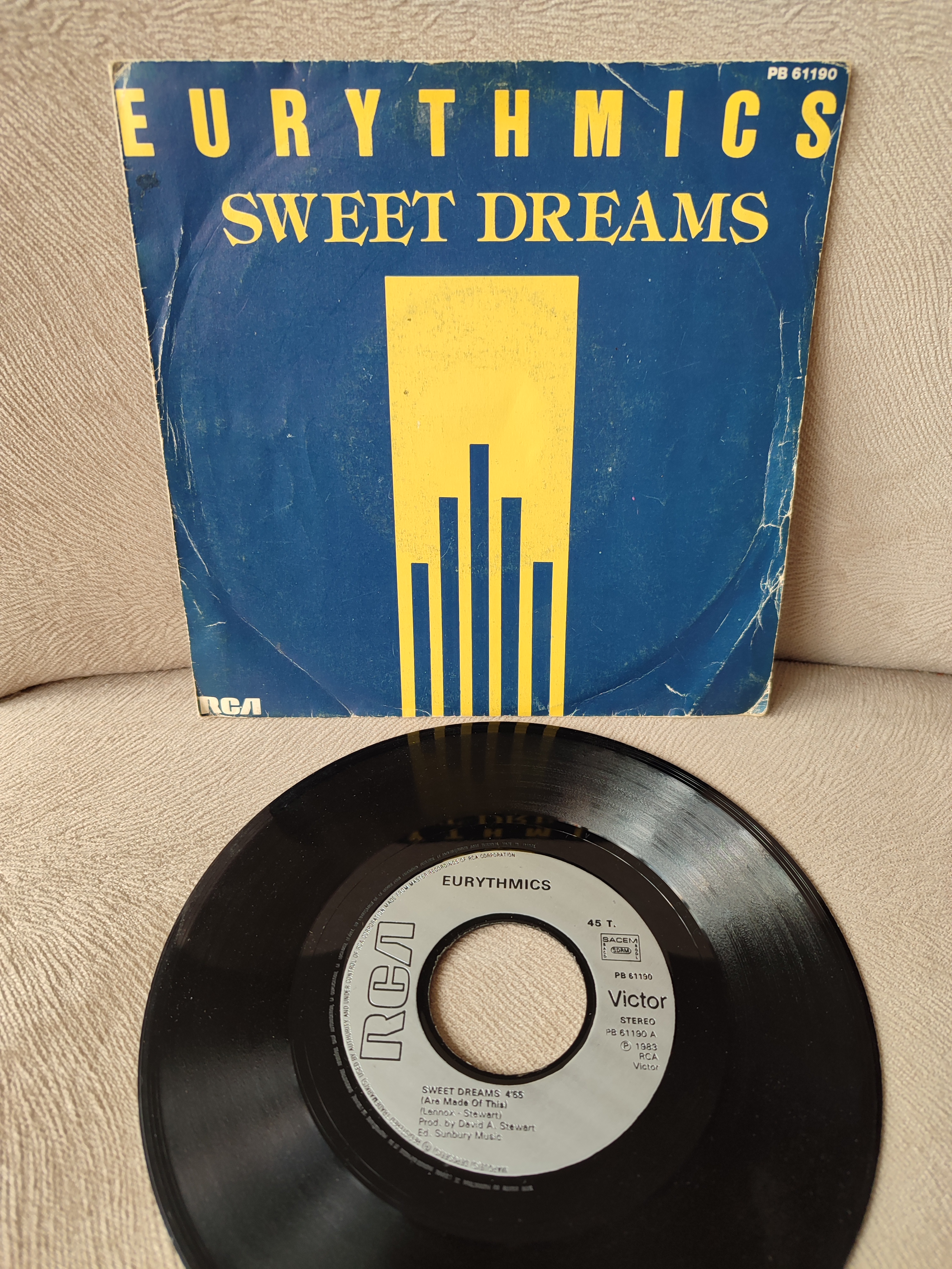 EURYTHMICS - Sweet Dreams  - Fransa 1983 Basım  45lik Plak 2. el