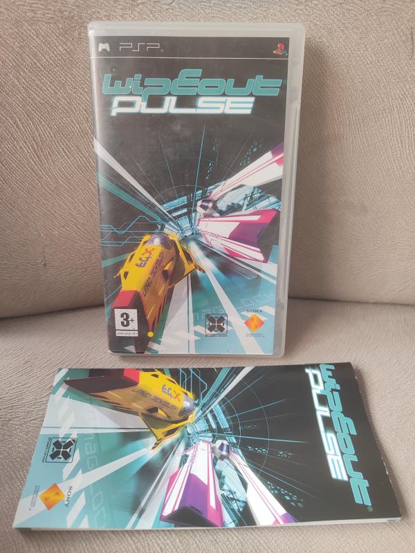 WIPEOUT PULSE - Orjinal PSP Portable Oyun /  24 Sayfa İngilizce Kullanım Kılavuzu