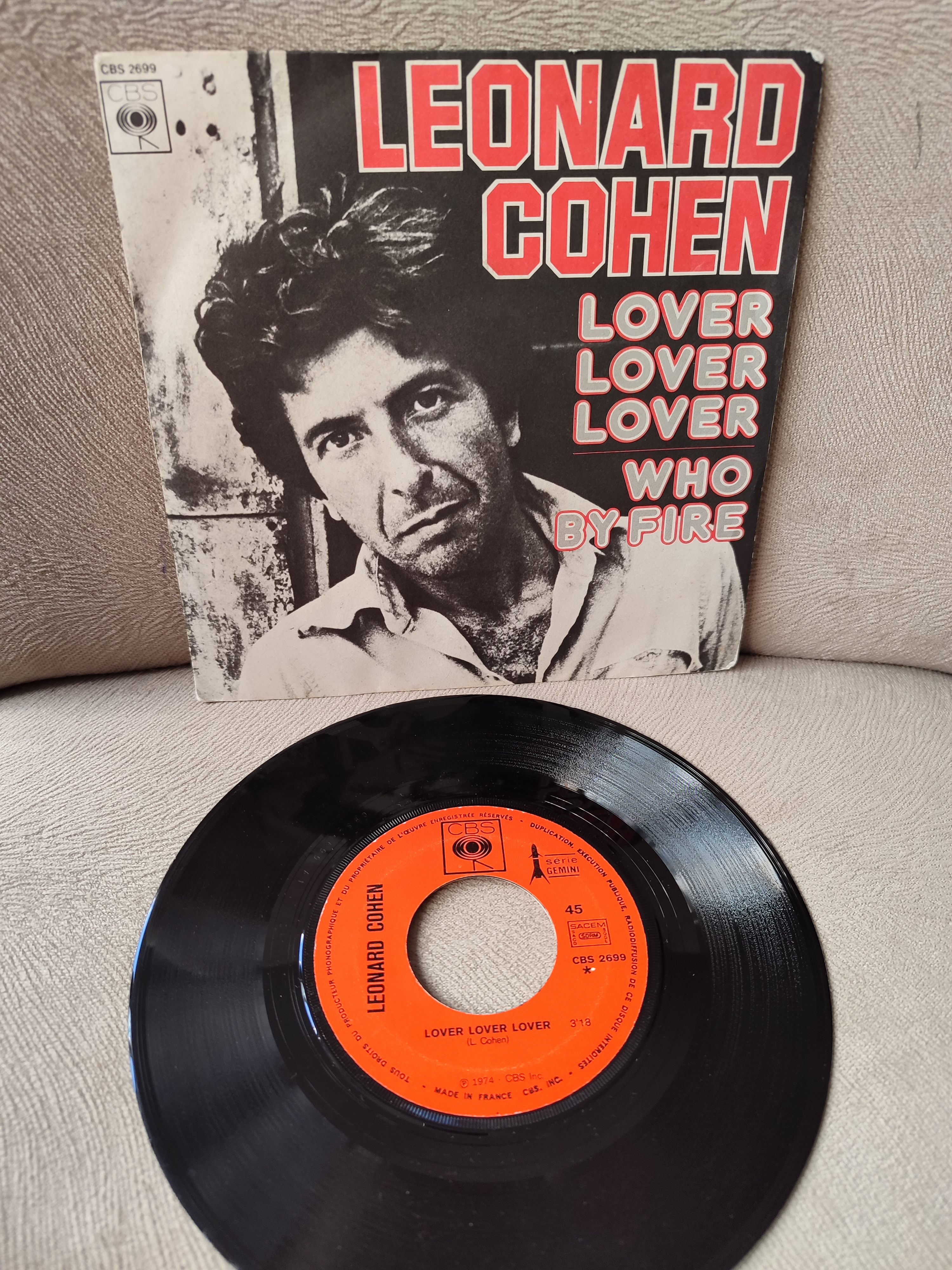 LEONARD COHEN - Lover Lover Lover / Who By Fire - 1974 Fransa Basım 45lik Plak 2.EL