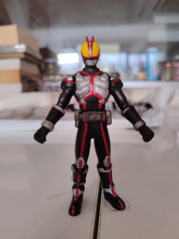 JAPON Masked Kamen Rider / Faiz Rider Hero Figürü - 9 cm  Boyunda 2003 Bandai Yapımı 2.el