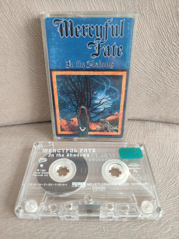 MERCYFUL FATE - In The Shadows - 1993 Türkiye Basım Kaset Albüm 2.el