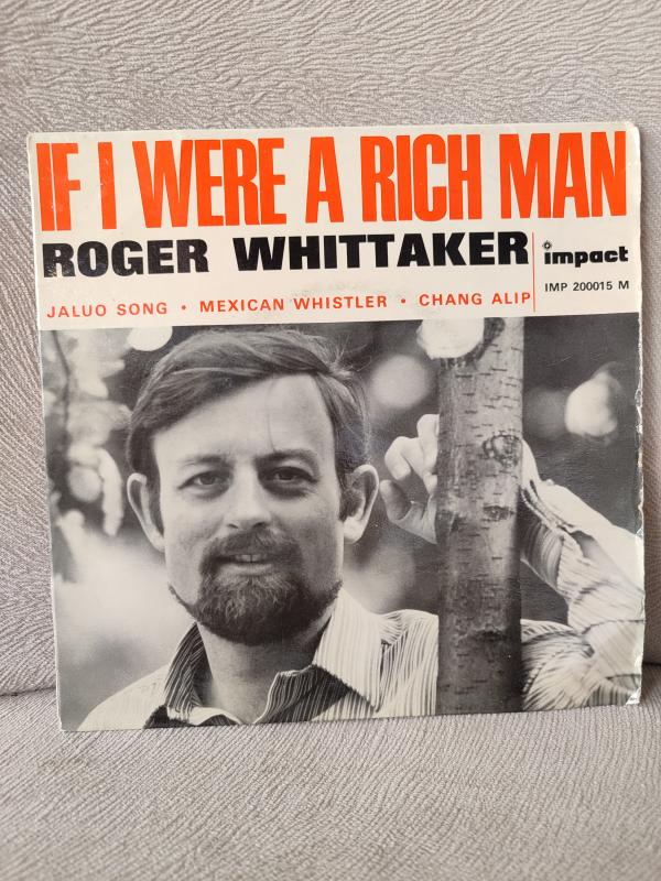 ROGER WHITTAKER - If I Were A Rich Man - 1968 Fransa Basım EP Plak 2.el