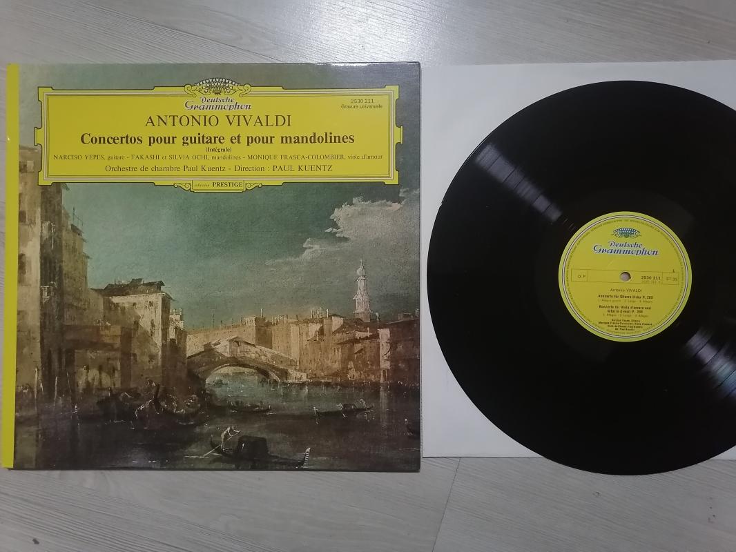 VIVALDI - LUTE ( GUITAR )AND MANDOLIN CONCERTI- NARCIOS YEPES - 1975 ALMANYA BASIM  - LP 33 LÜK PLAK