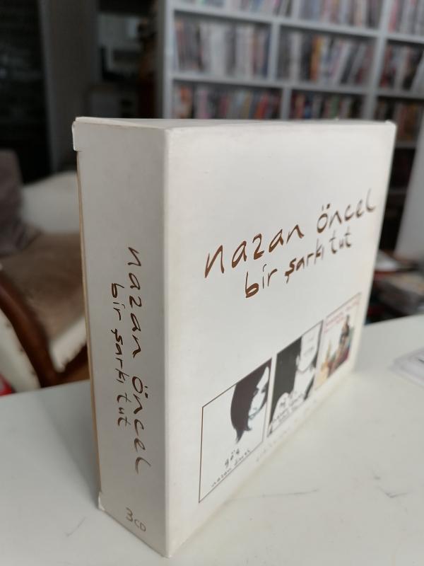 NAZAN ÖNCEL - BİR ŞARKI TUT / ESKİLERDEN 31 ŞARKI - GÖÇ / SOKAK KIZI / DEMİR LEBLEBİ - 3 CD LİK SET - 2005 TÜRKİYE  BASIM CD ALBÜM SETİ