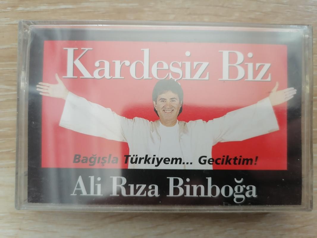 Ali Rıza Binboğa - Kardeşiz Biz - 1996  Türkiye Basım Kaset Albüm - Sıfır ürün