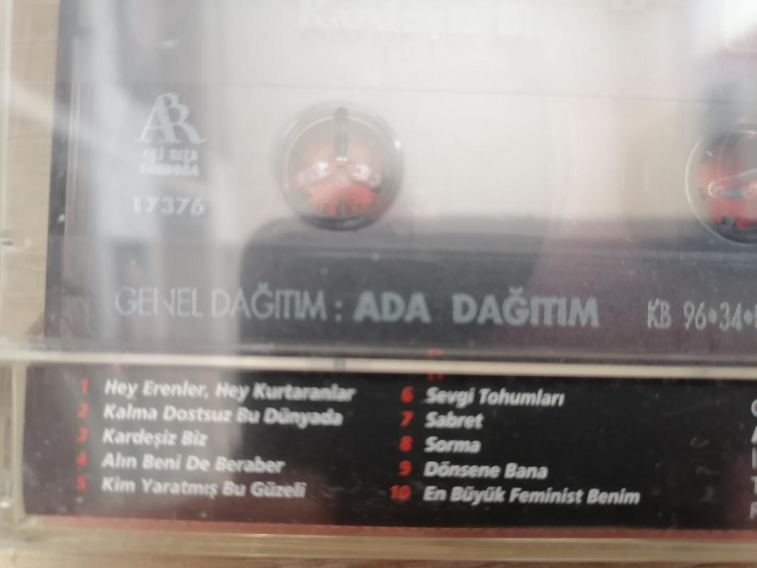 Ali Rıza Binboğa - Kardeşiz Biz - 1996  Türkiye Basım Kaset Albüm - Sıfır ürün