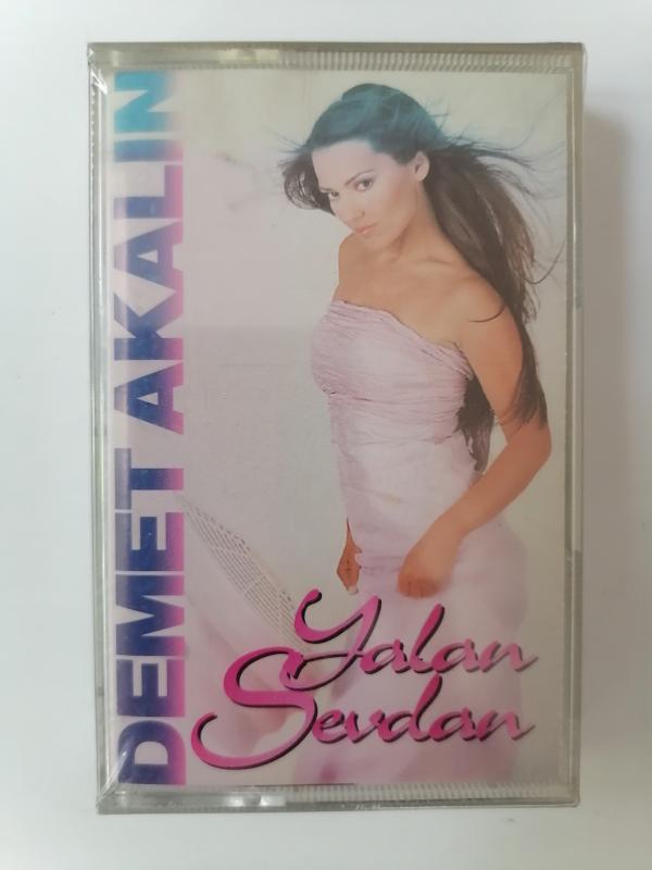 DEMET AKALIN - YALAN SEVDAN - 2000 TÜRKİYE  BASIM  KASET ALBÜM - AÇILMAMIŞ AMBALAJINDA