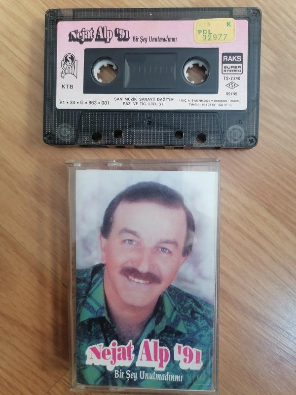 Nejat Alp - ’91 Bir Şey Unutmadınmı - 1991 Türkiye Basım Kaset - Kağıtlı İlk Basım