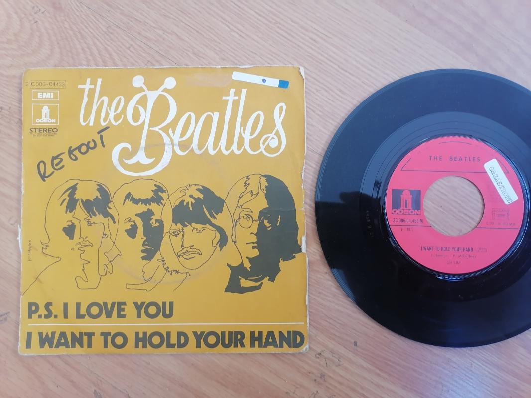 The Beatles ‎– P.S. I Love You / I Want To Hold Your Hand - 1972 Fransa Basım Nadir 45 lik Plak