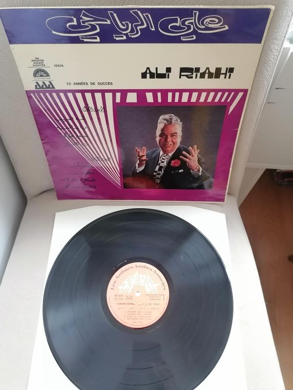 Ali Riahi - 20 Années De Succès - Fransa dönem Basım - 33 lük LP Plak