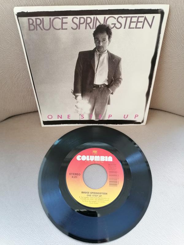 BRUCE SPRINGSTEEN - One Step Up / Roulette - 1988 U.S.A. Basım 45 LİK PLAK