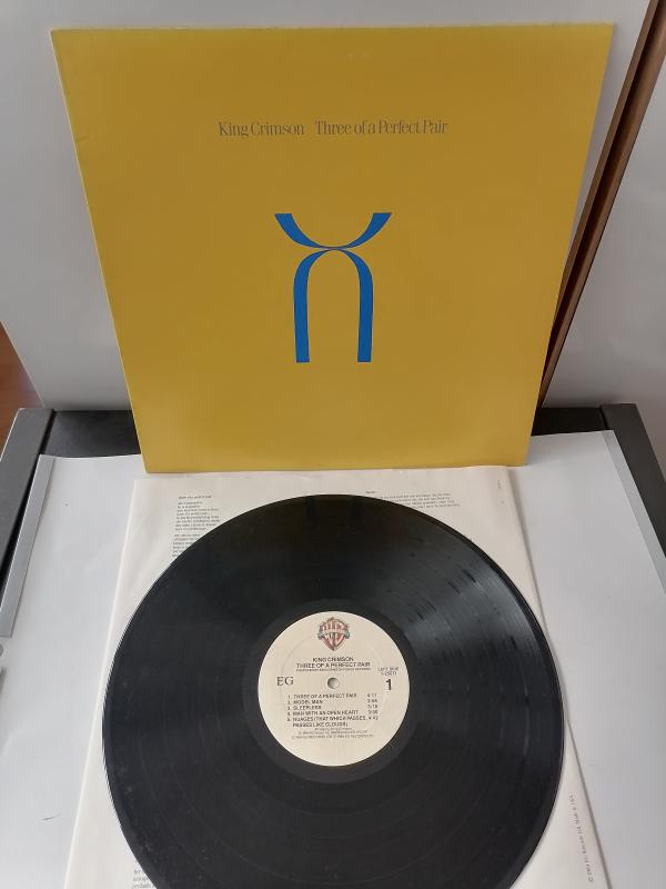 KING CRIMSON – Three of A Perfect Pair - 1984 USA Basım 33 Lük LP Albüm