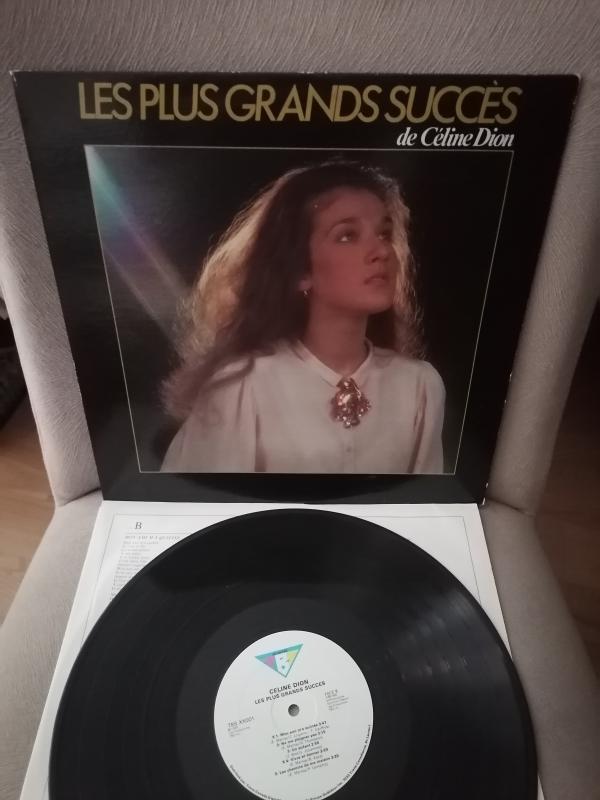 CELINE DION  - Les Plus Grands Succès - 1984 Kanada Basım - 33 lük LP Plak Albüm 2. EL