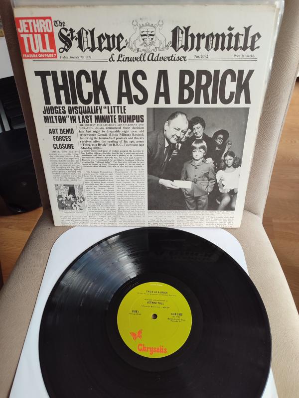 JETHRO TULL - Thick As A Brick  - 1972 USA Basım LP Plak Albüm - Gazeteli Açılır Kapak 2. EL