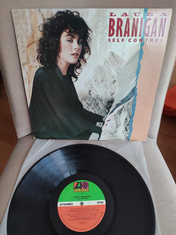 LAURA BRANIGAN - SELF CONROL - 1984 USA  Basım  Albüm - 33 lük LP Plak Albüm 2. EL