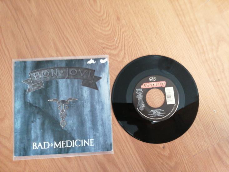 BON JOVI - BAD MEDICINE 1988 USA  BASIM 45 LİK PLAK