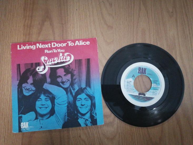 SMOKIE - LIVING NEXT DOOR TO ALICE - 1976 HOLLANDA BASIM 45 LİK PLAK