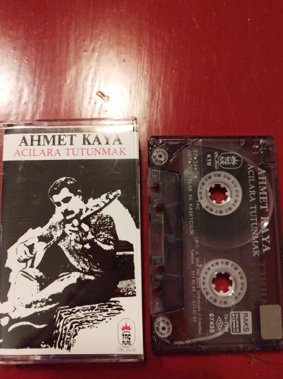 Ahmet Kaya ‎– Acılara Tutunmak– 1987Türkiye Basım Kaset Albüm