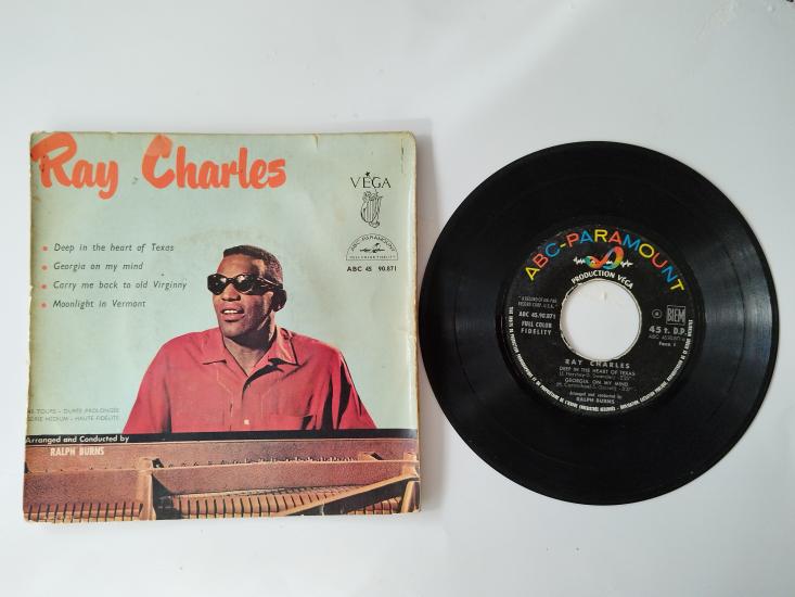 Ray Charles – Deep In The Heart Of Texas-EP4 PARÇA - DÖNEM BASIM FRANSA 45 LİK PLAK