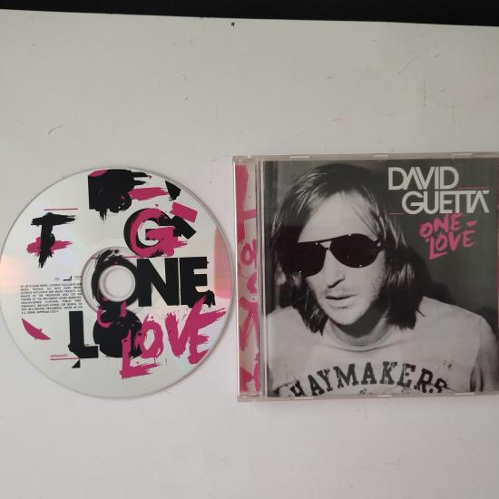 David Guetta  –  One Love  - 2010 Fransa Basım 2. El CD Albüm