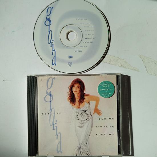 Gloria Estefan –  Hold Me, Thrill Me, Kiss Me  –   1994 Amerika  Basım  -  2. El CD  Albüm