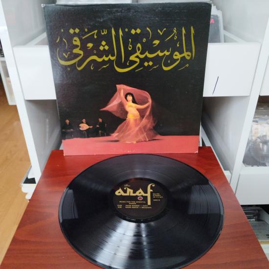 Aisha Ali ‎–  Music for the oriental dance  -   1977 Amerika Dönem Basım Albüm - 33 lük LP Plak