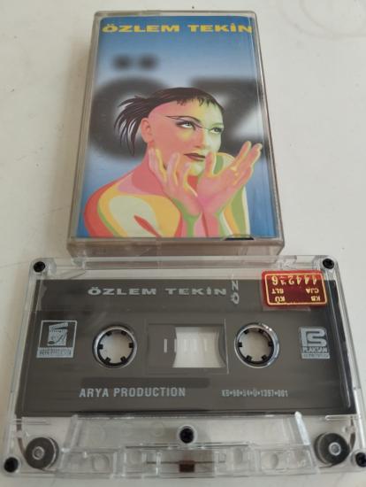 Özlem Tekin – Öz - 1998  Türkiye Basım  2. El Kaset Albüm