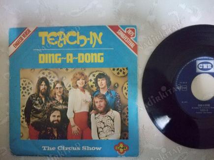 TEACH IN - DING A DONG-1975 HOLLANDA BASIM 45 LİK PLAK(1975 EUROVISION 1.Sİ)