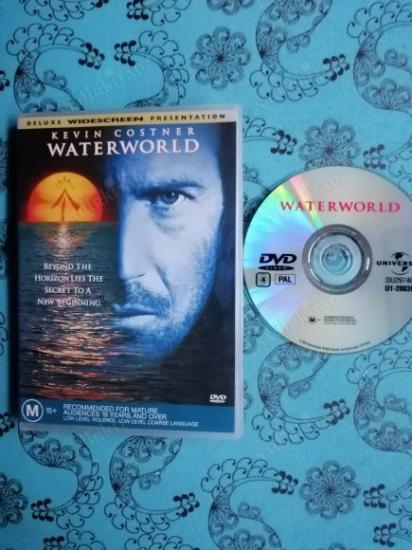 WATERWORLD - Kevin Costner  DVD Film - 130 Dakika  (AVUSTRALYA BASIM TÜRKÇE DİL SEÇENEĞİ YOKTUR )