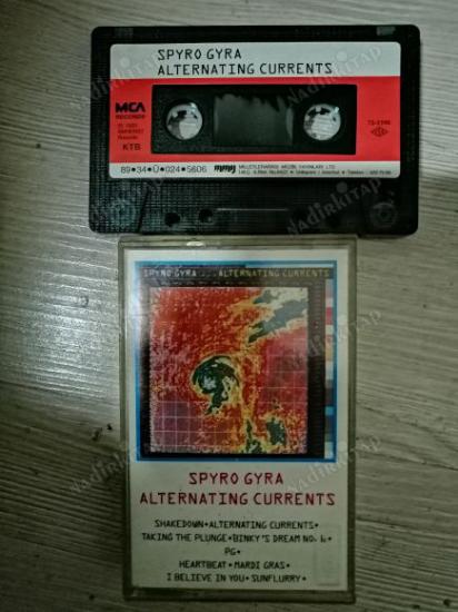 SPYRO GYRA  - ALTERNATING CURRENTS  - 1985 KAĞITLI   TÜRKİYE  BASIM ( KASET )