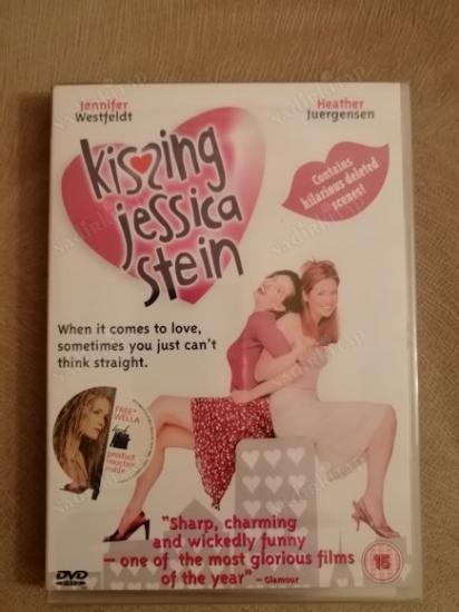 KISSING JESSICA STEIN -JENNIFER WESTFELDT /HEATHER JUERGENSEN  92 DAKİKA DVD FİLM-AVRUPA BASIM TÜRKÇE DİL SEÇENEĞİ YOKTUR (+15)*AÇILMAMIŞ AMBALAJINDA*