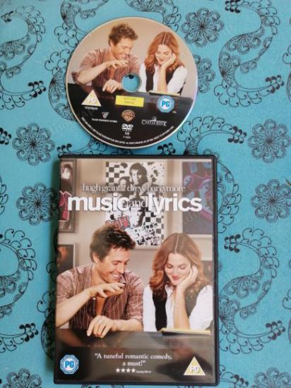 MUSIC AND LYRICS - HUGH GRANT/DREW BARRYMORE  DVD FİLM 100 DAKİKA+EXTRAS AVRUPA BASIM TÜRKÇE DİL SEÇENEĞİ YOKTUR (+12)