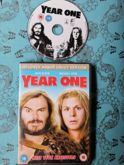 YEAR ONE - JACK BLACK/MICHAEL CERA  - DVD  FİLM - 95  DAKİKA +EXTRAS AVRUPA BASIM TÜRKÇE DİL SEÇENEĞİ YOKTUR (+15)