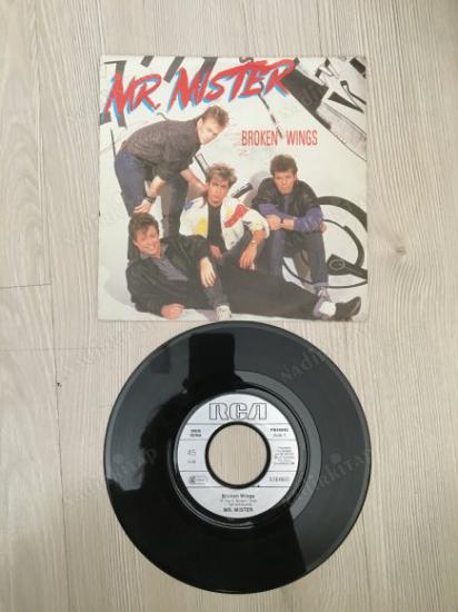 MR. MISTER - BROKEN WINGS/ UNIFORM OF YOUTH - 1985 FRANSA BASIM 45’LİK  PLAK