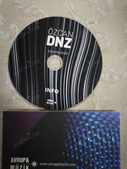 ÖZCAN DENİZ  / SEVDAZEDE /   PROMO  SINGLE  CD - 2009  TÜRKİYE  BASIM