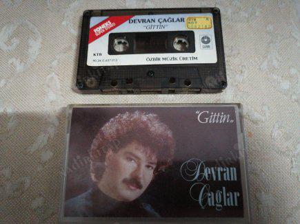 DEVRAN ÇAĞLAR /  GİTTİN  /  1990 TÜRKİYE  BASIM KASET - KAĞITLI