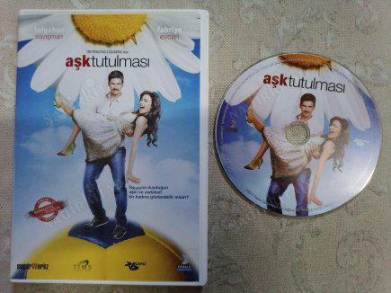 AŞK TUTULMASI - TOLGAHAN SAYIŞMAN / FAHRİYE EVCEN  -99 DAKİKA - DVD FİLM