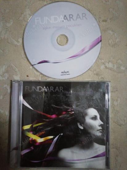 FUNDA ARAR - AŞKIN MASUM ÇOCUKLARI   2011 TÜRKİYE  BASIM  CD ALBÜM