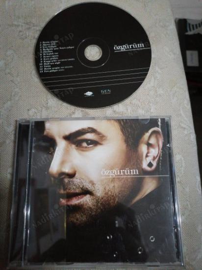 ÖZGÜR AKKUŞ - ÖZGÜRÜM  - 2010 TÜRKİYE  BASIM  CD ALBÜM