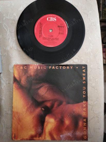 C & C MUSIC FACTORY - GONNA MAKE YOU SWEAT  1990 İNGİLTERE BASIM 45 LİK PLAK