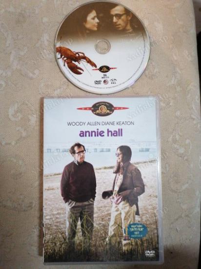 ANNIE HALL  - BİR WOODY ALLEN  FİLMİ -  92 DAKİKA   TÜRKİYE BASIM - DVD FİLM