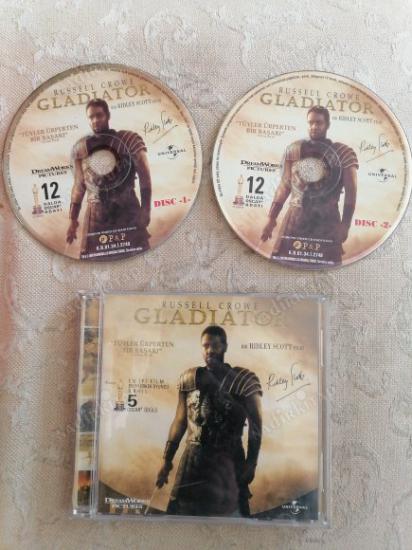 GLADIATOR - BİR RIDLEY SCOTT FİLMİ - VCD FİLM - 2 DİSK - 149 DAKİKA