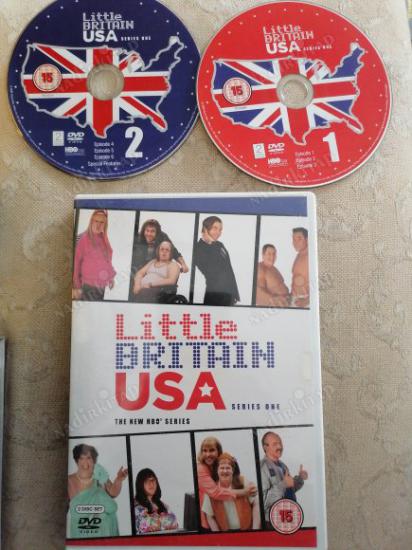 LITTLE BRITAIN USA - SERIES ONE ( EPISODE 1-6 ) - 149 DAKİKA  - ( 2 DISC SET ) DVD FİLM - İNGİLTERE BASIM TÜRKÇE ALTYAZI SEÇENEĞİ YOKTUR