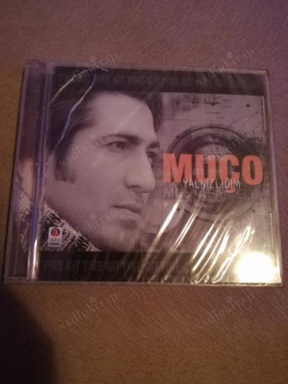 MUÇO ( MUSTAFA ÇELİK ) - YALNIZLIĞIM -TÜRKİYE BASIM CD ALBÜM- AÇILMAMIŞ AMBALAJINDA