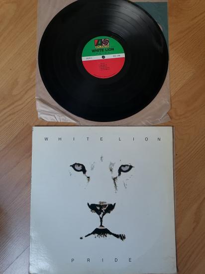 White Lion - Pride (When The Chilren Cry Bu Albümde) - 1992 Nadir Güney Kore Basım 33 Lük LP Albüm